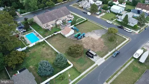 42 Norman Ave, Delran, NJ 08075