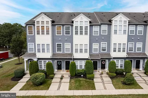 9 Shad, Delanco, NJ 08075