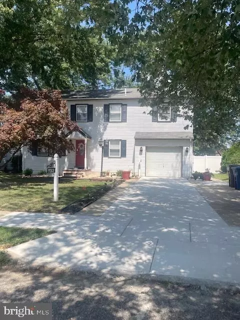 733 Rancocas Pl, Riverside, NJ 08075