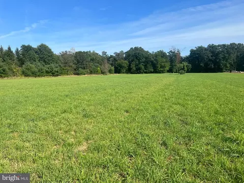 420 Oak Shade Rd, Shamong, NJ 08088