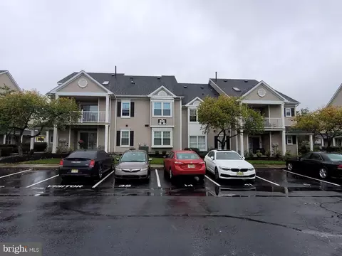 805 Saxony Dr # A, Mount Laurel, NJ 08054