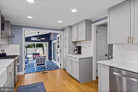 116 Howard St, Riverton, NJ 08077 photo 17