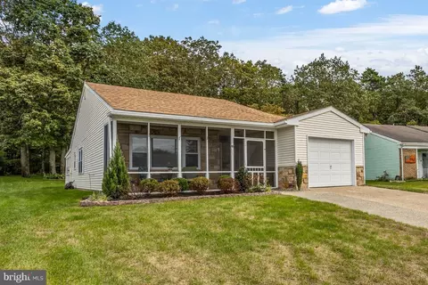 76 Kingston Way, Southampton, NJ 08088
