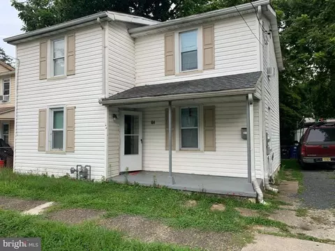 64 Pine St, Beverly, NJ 08010 photo 2