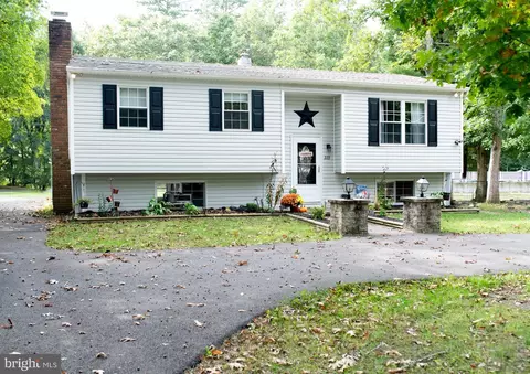 222 Front St, Southampton, NJ 08088