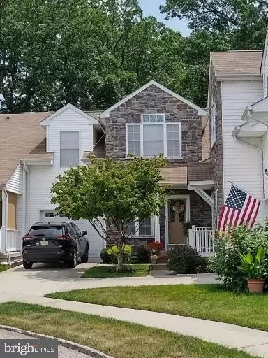 4 Charles Cir, Delanco, NJ 08075