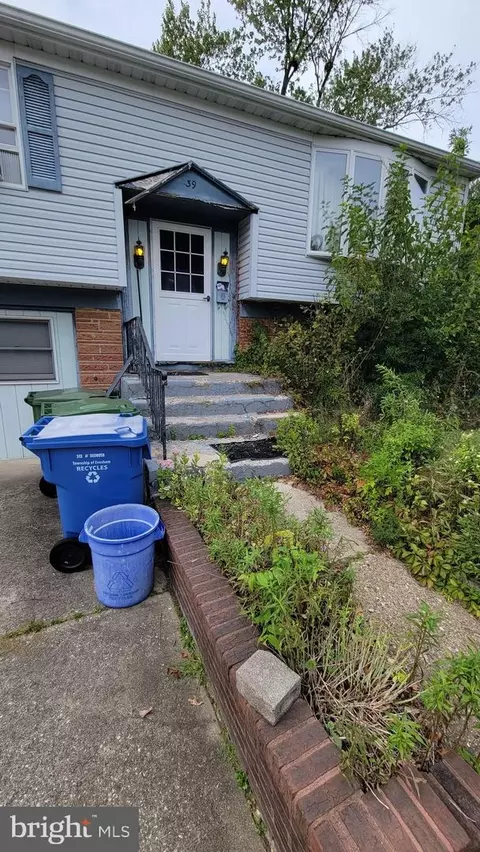 39 Caldwell Ave, Marlton, NJ 08053