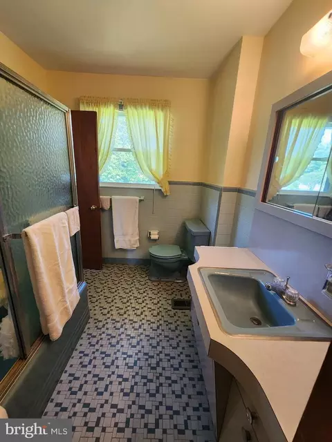 2142 Laurel Dr, Cinnaminson, NJ 08077 photo 17
