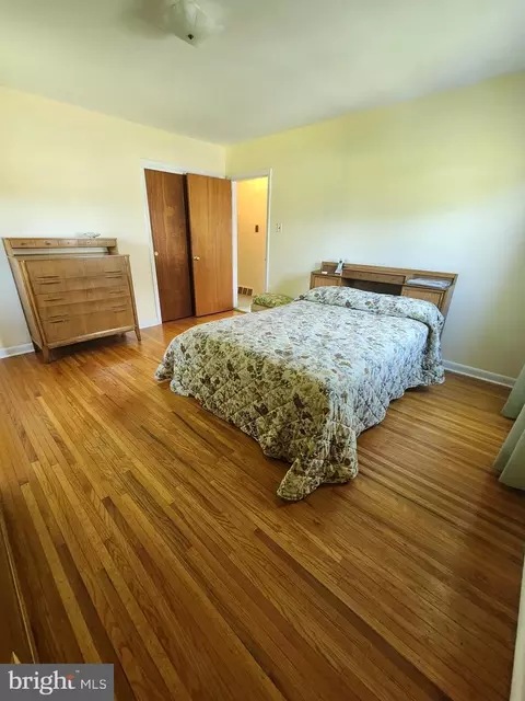 2142 Laurel Dr, Cinnaminson, NJ 08077 photo 21