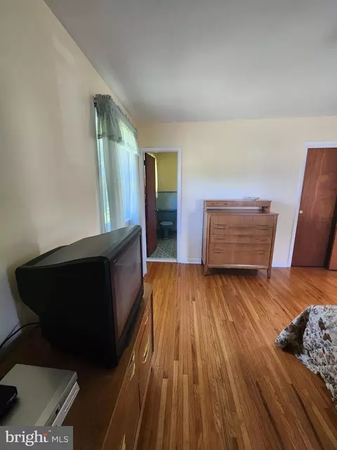 2142 Laurel Dr, Cinnaminson, NJ 08077 photo 30