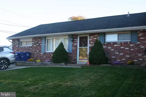 523 S Maple Ave, Maple Shade, NJ 08052