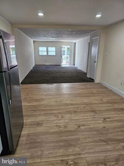 332 York St, Burlington, NJ 08016