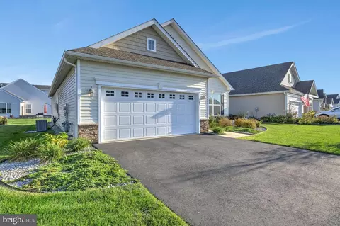 25 Beach, Eastampton, NJ 08060