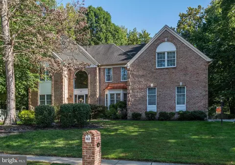 42 Stanwyck Rd, Mount Laurel, NJ 08054