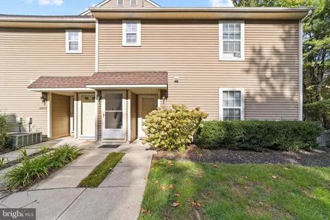 4805 Albridge Way # A, Mount Laurel, NJ 08054