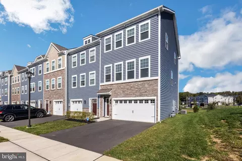 80 Rome Way, Mount Laurel, NJ 08054