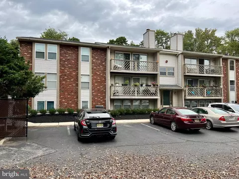 5 Teaberry Ct, Marlton, NJ 08053
