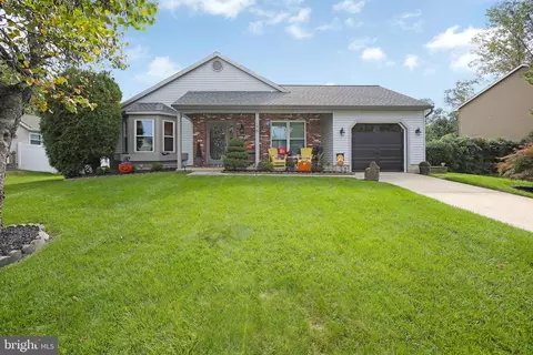176 Carlton Ave, Marlton, NJ 08053