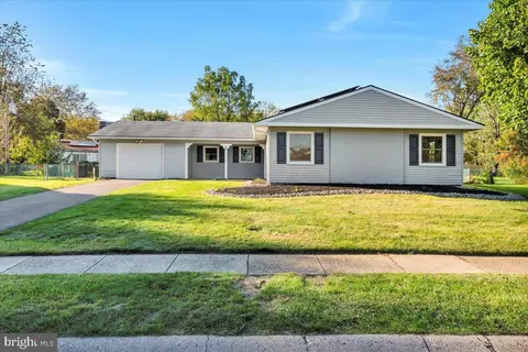46 Northgate Ln, Willingboro, NJ 08046