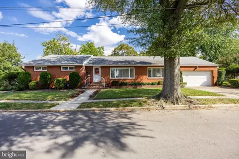904 Davis Ave, Cinnaminson, NJ 08077 photo 2