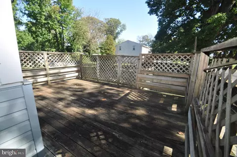 202 E Center Ave, Maple Shade, NJ 08052 photo 8