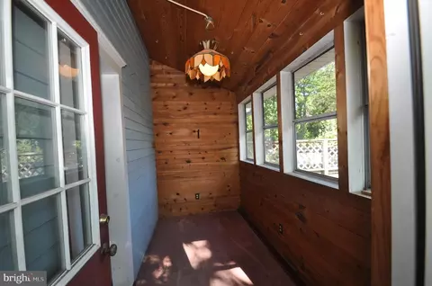 202 E Center Ave, Maple Shade, NJ 08052 photo 7