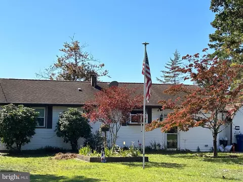 108 Tensaw Dr, Browns Mills, NJ 08015