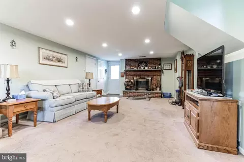 208 Wayne Dr, Cinnaminson, NJ 08077 photo 11