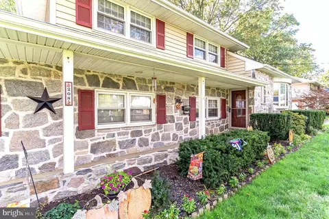 208 Wayne Dr, Cinnaminson, NJ 08077 photo 32