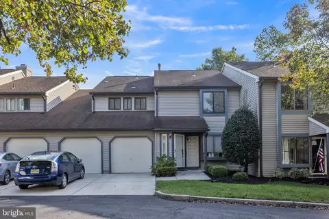 1308 Chesterwood Ct, Marlton, NJ 08053