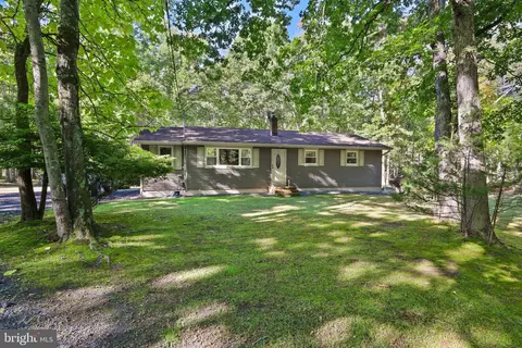 11 Bards Bridge Rd, Shamong, NJ 08088