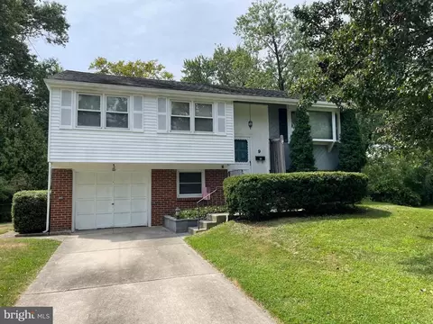 9 Princess Ave, Marlton, NJ 08053