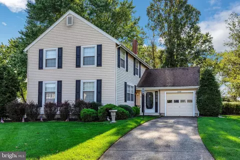 2400 Yellowstone Rd, Cinnaminson, NJ 08077