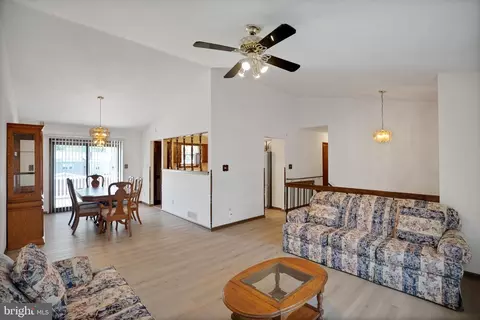 508 Glendale Ave, Maple Shade, NJ 08052 photo 3