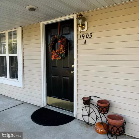 1905 A Saxony Dr, Mount Laurel, NJ 08054