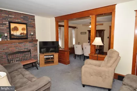 24725 E Main St, Columbus, NJ 08022 photo 5
