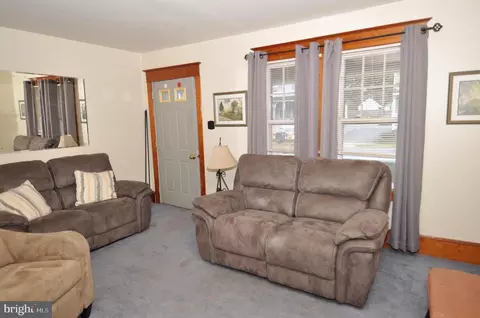 24725 E Main St, Columbus, NJ 08022 photo 10