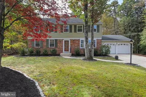 13 S Lakeside Dr W, Medford, NJ 08055