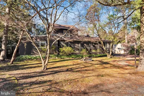 69 Oak Dr, Medford Lakes, NJ 08055