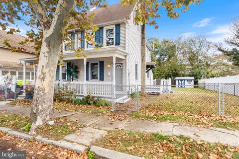35 Webster St, Riverside, NJ 08075
