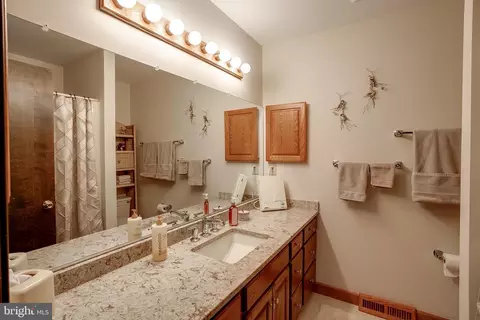 10 Laurel Dr, Wrightstown, NJ 08562 photo 23