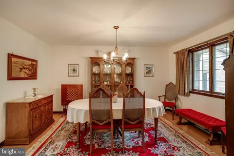 10 Laurel Dr, Wrightstown, NJ 08562 photo 8