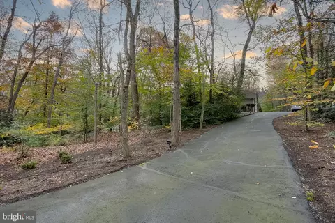 10 Laurel Dr, Wrightstown, NJ 08562 photo 2