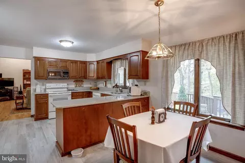 10 Laurel Dr, Wrightstown, NJ 08562 photo 12