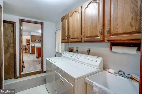 10 Laurel Dr, Wrightstown, NJ 08562 photo 32