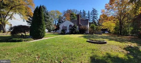 524 Garden St, Mount Holly, NJ 08060