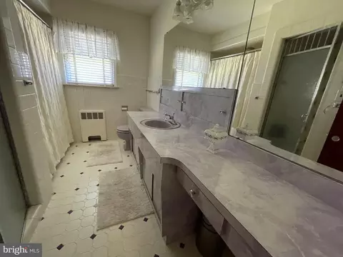 301 E Main St, Maple Shade, NJ 08052 photo 15