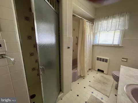 301 E Main St, Maple Shade, NJ 08052 photo 14
