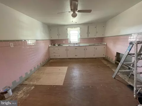 301 E Main St, Maple Shade, NJ 08052 photo 20