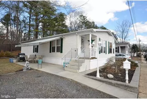 90 Estate Rd, Southampton, NJ 08088